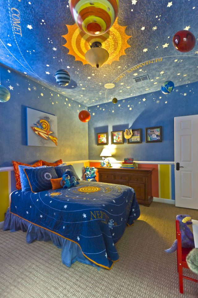 طرح های جالب سقف که اتاق خواب کودکان را به سرزمین فانتزی تبدیل می کند